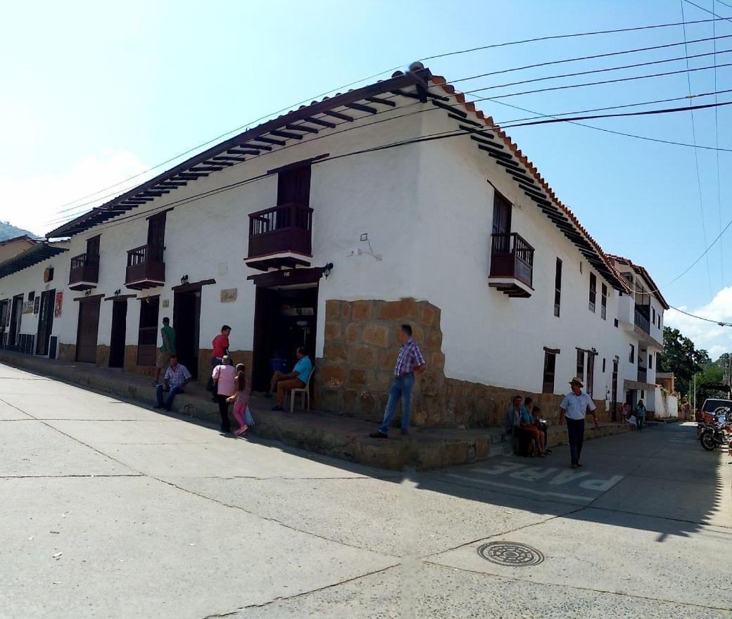 Hotel Central Graciela Valle de San José Buitenkant foto