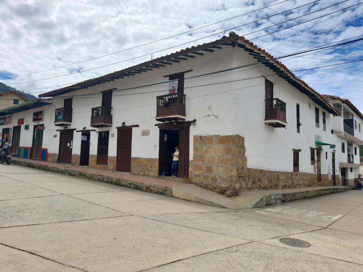 Hotel Central Graciela Valle de San José Buitenkant foto
